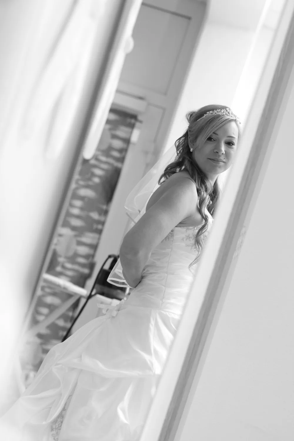 Vorfreude beim Getting Ready am Hochzeitstag